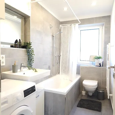 Amazing, Spacious In Excellent Location Apartman